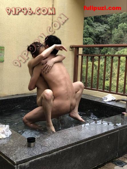 独家重磅首发！1000位91porn博主良家人妻自拍露出套图合集第6弹【43000P/8.8G】