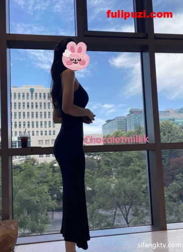 onlyfans网黄（巧克力牛奶）chocoletmilkk淫乱俱乐部极品巅峰人妻姐妹篇【252P+63V/9G】