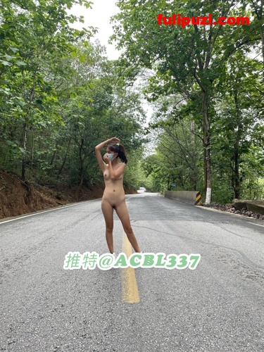 各种极限露出啪啪啪一场视听盛宴！ 推特新晋露出大神【爱吃菠萝】福利视图【56V+12P/352M】
