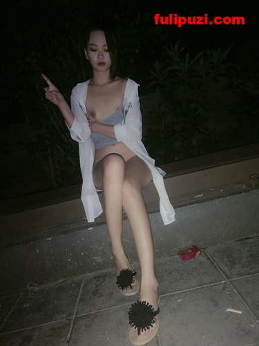 100%露脸毫无掩饰！ 草榴露出女神【精厕小狐狸】露出作品合集【596P/992M】