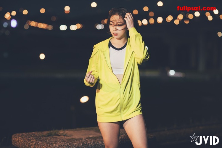 JVID精选：色色的健身教练把正在运动的押解雅捷少女弄到卫生间操翻了 【59P+1V/377M】
