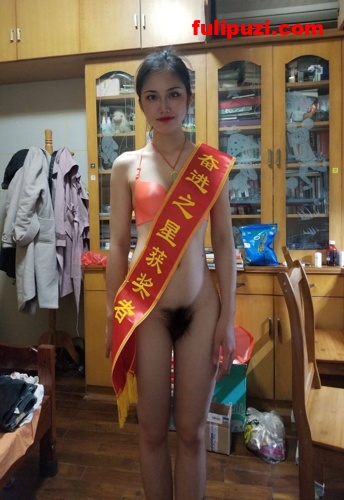 顶级泄密！杭州潘玲玲25位极品美女 多毛反差婊裸戴迎宾带直戳性癖【181P+78V/2G】