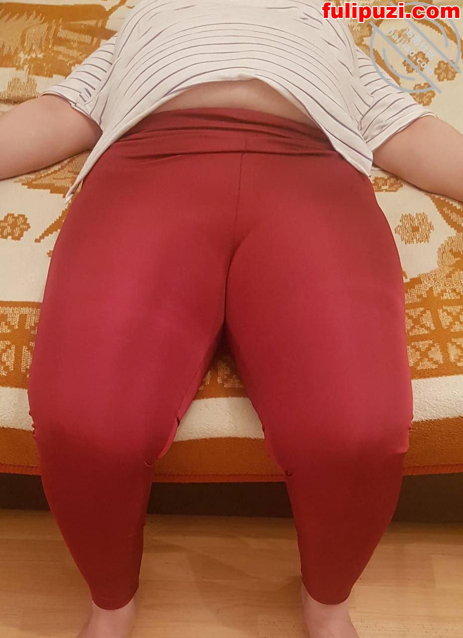 海角【暗水之下】和坦克老姨和小妹乱伦合集 早上老妹儿给我口交老舅敲门差点吓出阳痿【319P+13V/2.03G】
