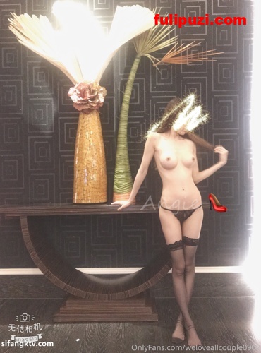 Onlyfans女神·Angel 魔鬼身材极品美乳粉嫩小屄[396P+77V/5.8G]
