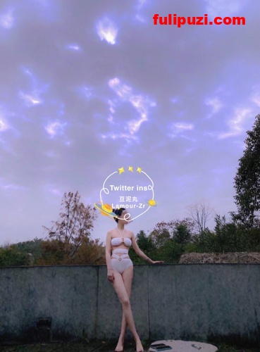 170完美长腿炮架！ 东航空姐【豆泥丸】推特大尺度福利自拍【110P+17V/89M】