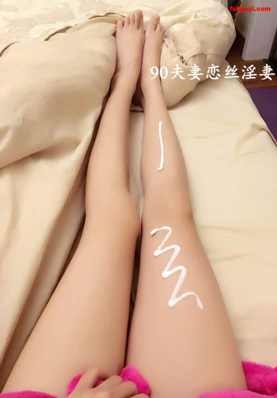 推特人气淫妻【liansiaiqi】 高跟美腿丝袜极品炮架【224P+9V/74M】