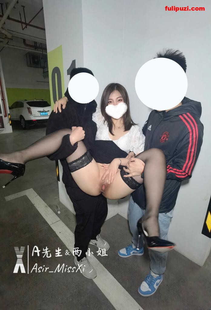 推特上海网黄夫妻【A先生&西小姐】 娇妻和小海带梦幻联动饭桌全裸合影【186P+1V/66M】
