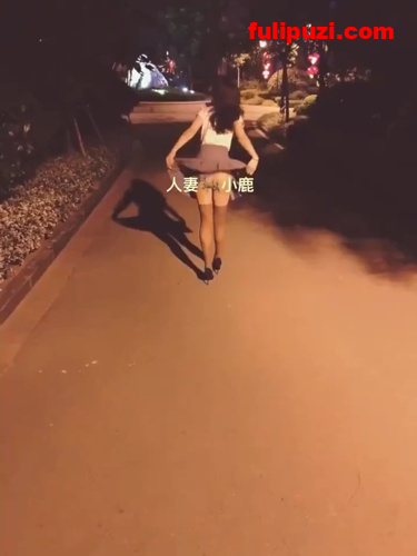 高跟黑丝长腿大胸翘臀！ OL风会计师【人妻小鹿 】推特淫荡自拍视图【843P+193V/1.02G】