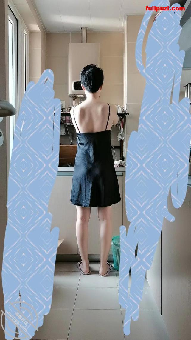 海角【不能说地秘密】和反差嫂子乱伦 嫂子今天让我扣潮喷了两次【71P+11V/585M】