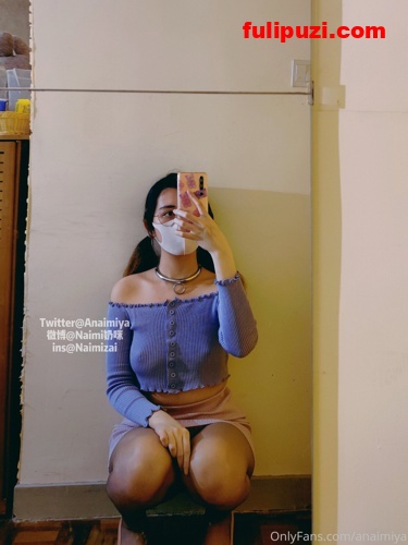 裸舞露出自慰喝尿各种整活！ 网红女神奶咪Onlyfans大尺度付费作品集【389P+92V/4.35G】