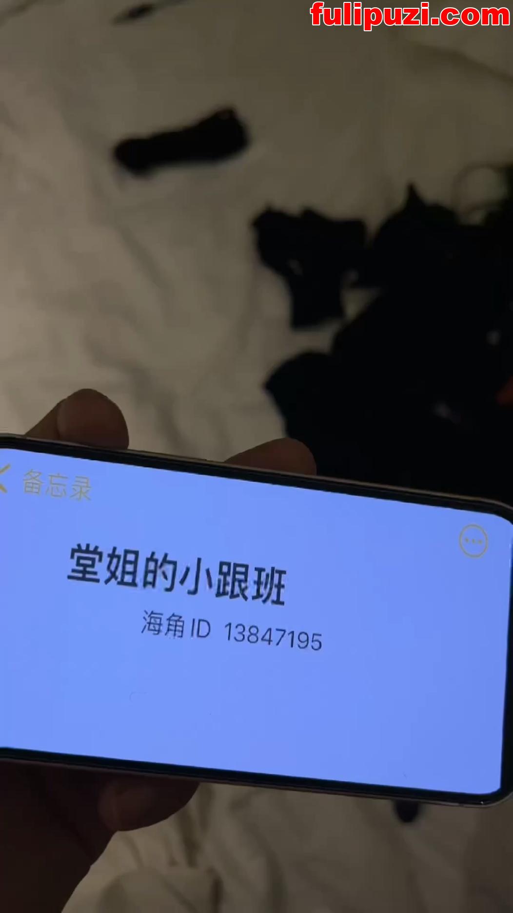 海角【堂姐的小跟班】乱伦合集 把表姐调教成母狗口暴肛交内射【8P+10V/2.61G】