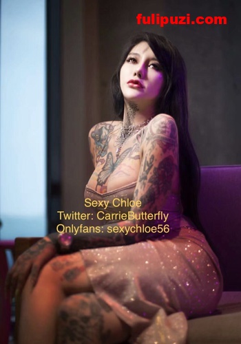 红极一时的高颜值网红！【龙猫夫妇(Sexy chloe)】推特大尺度原版私拍视图【335P+139V/145M】