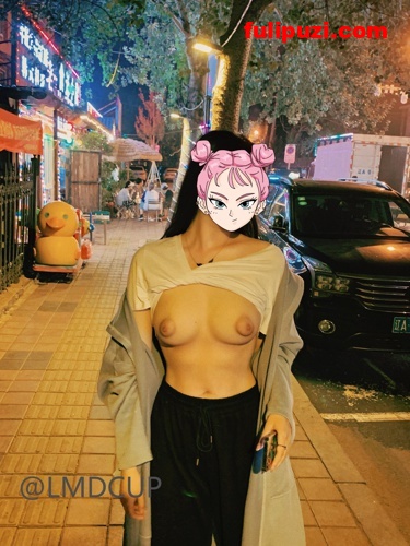 超大乳晕给你比个心！ 推特台湾小母狗爱清欢精彩露出视图【62P+8V/42M】