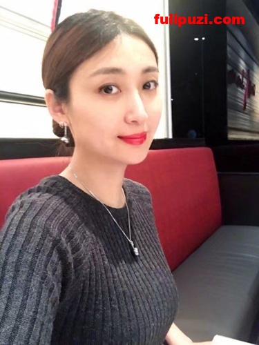 telegram电报群【真实自拍分享社】第5弹 良家美女反差婊露脸自拍【500P+186V/17G】