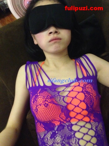 坑女友精选：小虎牙太可爱！高颜值嫩妹大尺度居家自拍泄密【213P/217M】