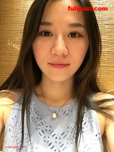 泄密系列：武汉大学生纹身美女与男友自拍流出，被射一脸亮晶晶【2v200p 403m】
