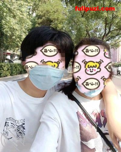 海角大神双响炮拿下妈妈和她闺蜜 趁老爸熟睡插入妈妈流满爱液的身体【84P+8V/1G】