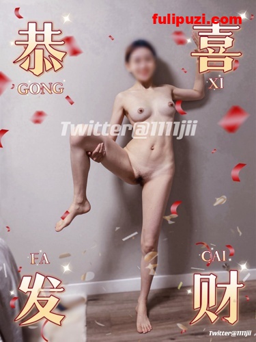 推特超强大神【11111jii】分享老婆和岳母 岳母房间装监控&岳母面前露鸡巴社死边缘徘徊【83P+33V/230M】