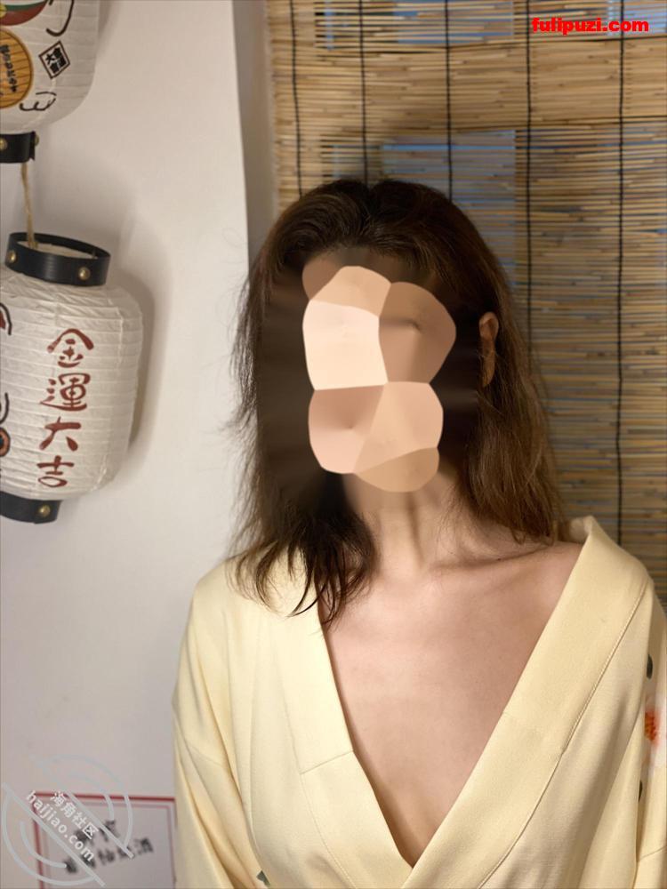 海角大神【孟婆一碗汤FM】约炮调教乱伦合集 姨父客厅看电视我在房间里疯狂日表姐【215P+24V/2.22G】
