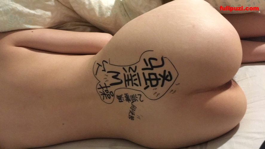 tumblr绝版系列：反差让人着迷！女友宁宁演绎高冷女神vs风骚母狗【360P+3V/120M】