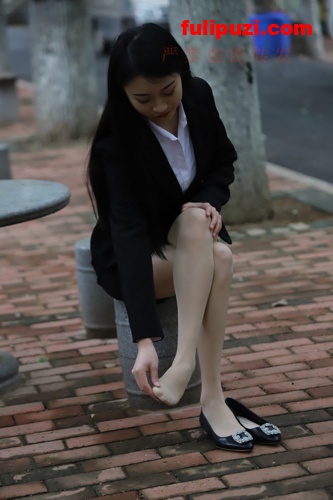 重磅福利! 丝足控福利【大西瓜爱牙膏】1-10季最全合集128套【43500P+90V/232GB】