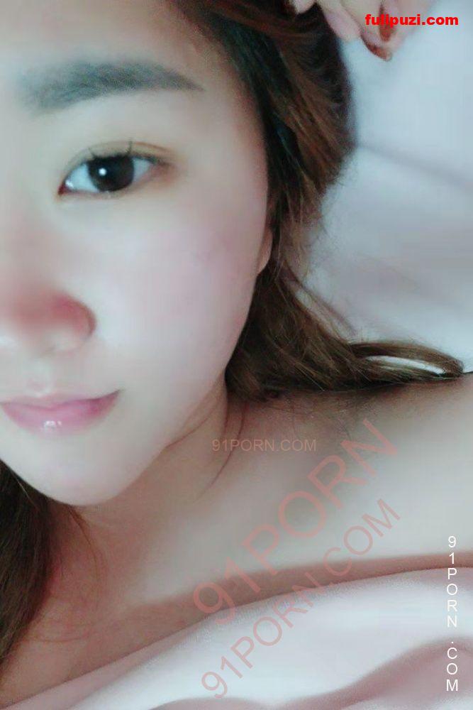 独家重磅首发！1000位91porn博主良家人妻自拍露出套图合集第9弹【49000P/9.3G】