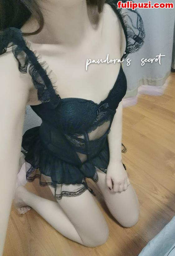 昆明小M人妻【Pandorassecret6】推特福利自拍【107P+4V/74M】