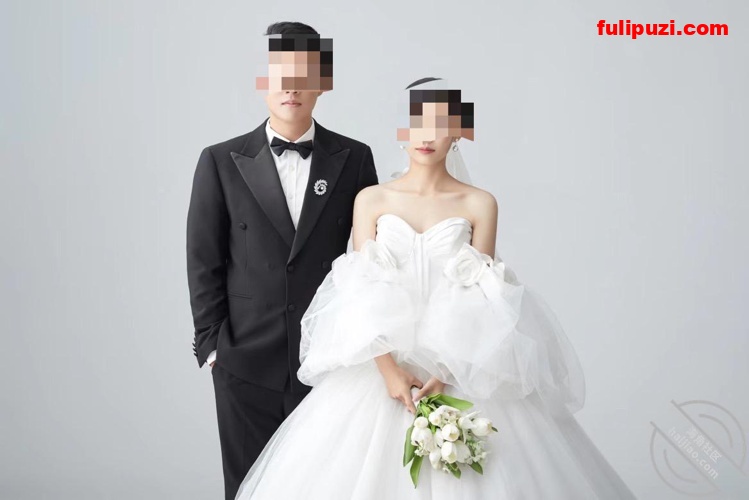 收费论坛超强乱伦首发！性瘾女S勾引哥哥吃冰棒口交&调教表妹和妹夫成夫妻奴【217P+13V/1.15G】