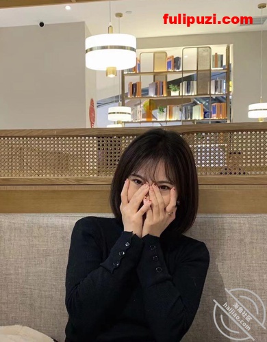 收费论坛超强乱伦首发！性瘾女S勾引哥哥吃冰棒口交&调教表妹和妹夫成夫妻奴【217P+13V/1.15G】