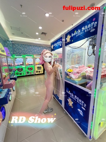 强！推特暴露狂【RoadShow】超强露出 高铁地铁餐厅图书馆越露越疯狂【119P+3V/40M】