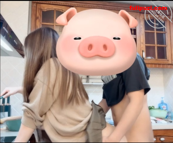 海角小伙强草F罩杯丰乳肥臀的姐姐 外出旅游火车卧铺上跟姐姐激情做爱【652P+29V/5.72G】