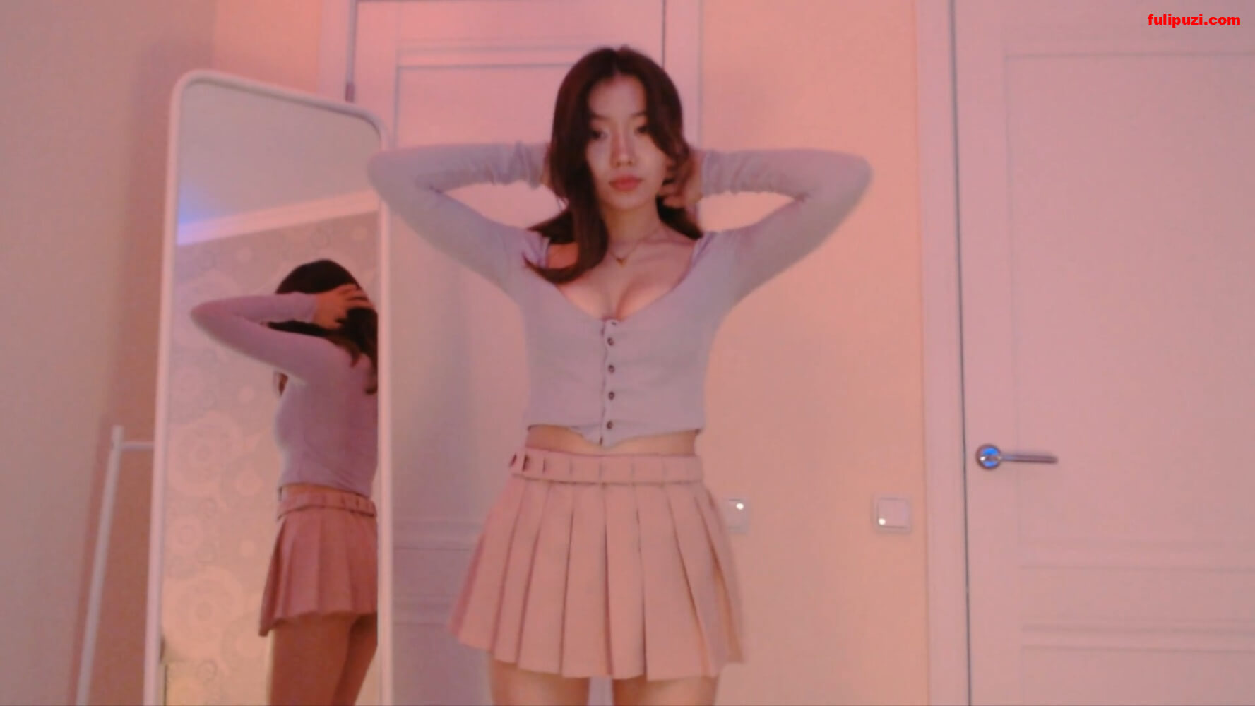 Stripchat高颜值主播Iamaime的直播原版合集 [10V/12.3G]