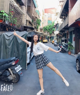 台湾新北市漂亮校花妹子陈雨彤 被冒牌导演忽悠全裸举牌自拍&床上劈叉一字马【157P+10V/565M】