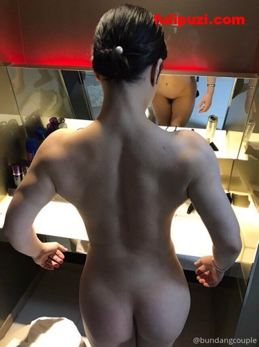 【OnlyFans】韩国瑜伽蜜桃臀女神bundangcouple福利合集【81P+127V/22.8G】