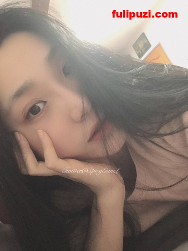 P站第一华裔露脸女神！SpicygumL刘玥推特大尺度日常私拍大杂烩【1430P+530V/1G】
