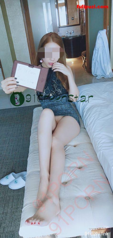 独家重磅首发！1000位91porn博主良家人妻自拍露出套图合集第10弹【44000P/20G】