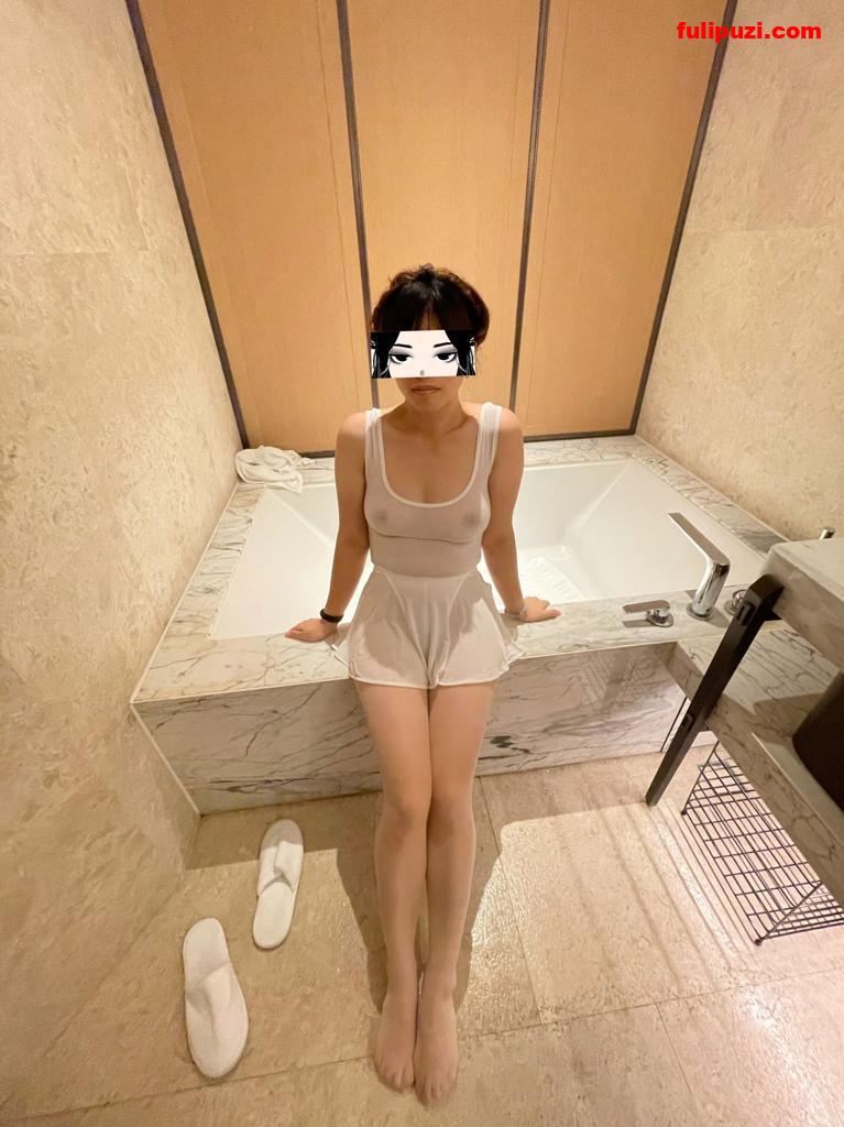 极品反差人妻【小虾酱】推特福利 长腿黑丝淫荡露出秀美B【378P+41V/172M】