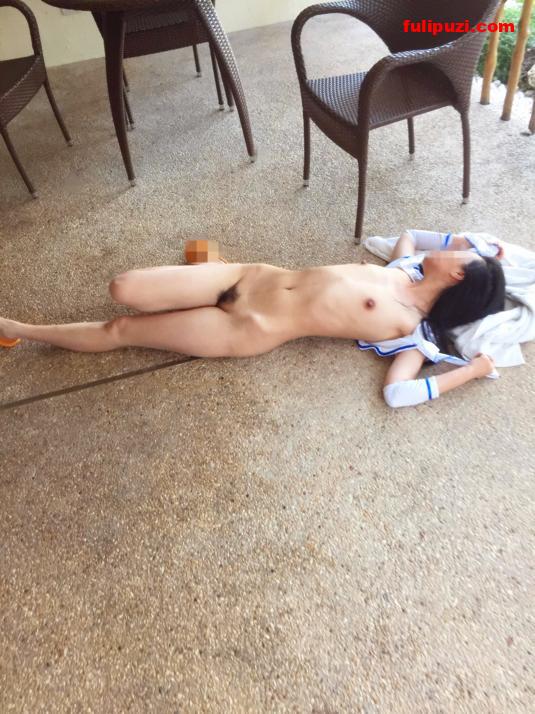 推特高管领导的极品淫妻【甄嬛晒妻】绝版高难度羞耻反差露出自拍【411P+32V/257M】