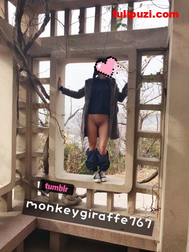 tumblr绝版系列：大胸妹我的淫荡小鹿鹿大尺度自怕露出啪啪啪合集【427P+2V/143M】