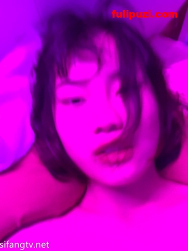 贵在真实，某高中美女鲁艺凡和男友开房等各种场所啪啪自拍视频流【129P+75V/】
