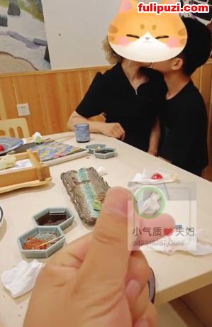 山东绿奴小气质夫妇福利合集 老公变身沸羊羊老婆被单男猛操自己卖力推屁股【720P+266V/23.4G】