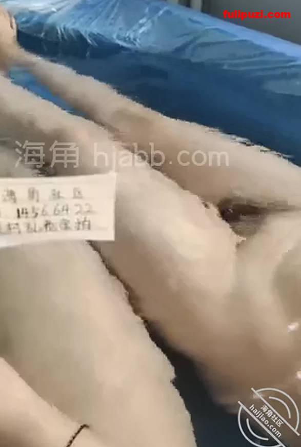海角大神【玩偶少年】和陪读妈妈乱伦全记录 洗鸳鸯浴直接开干最后口爆吞精【519P+72V/7.47G】