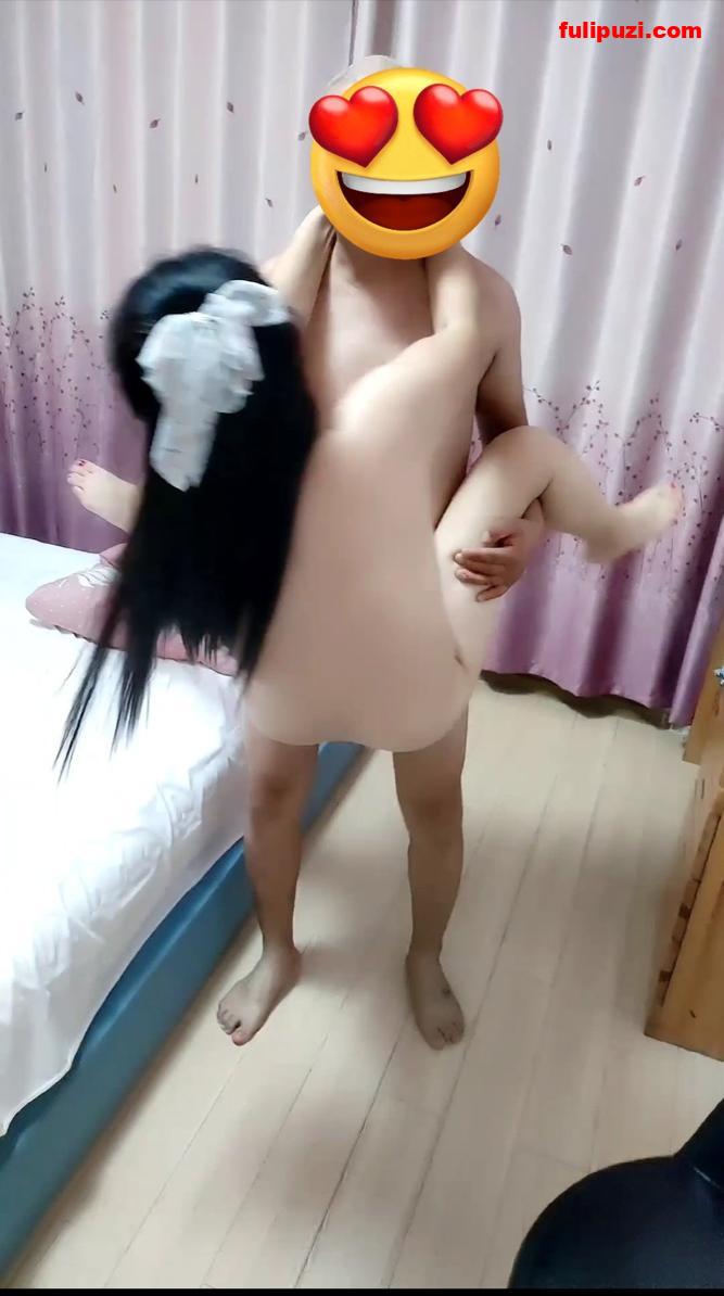 推特【022TJ家有sao妻】大尺度自拍 微胖小坦克谁开谁快乐【135P+110V/2.95G】