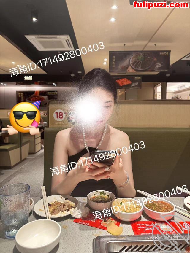 海角大神【墨影】约炮调教合集 三天拿下06年新加坡留学女大无套外射【96P+24V/3.84G】