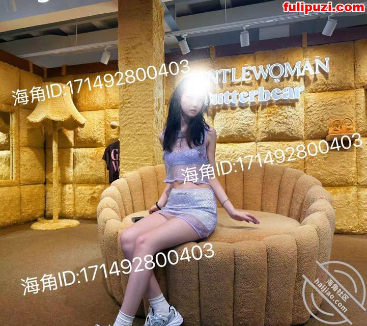 海角大神【墨影】约炮调教合集 三天拿下06年新加坡留学女大无套外射【96P+24V/3.84G】