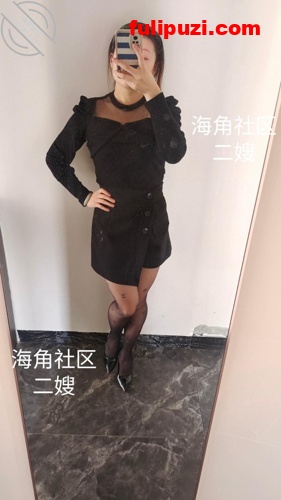 海角大神和爱健身的二嫂风流乱伦 哥哥在客厅睡觉我在厨房猛插二嫂【625P+19V/1.7G】