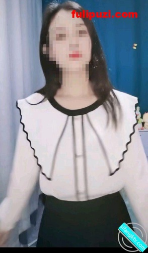 ❤重磅❤真实乱伦美丽姨表姐 20多天详细过程记录舔B内射（附聊天记录）【87P+5V/314M】