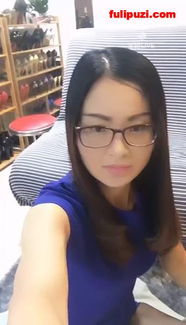 早期知名重口女王【红色妖姬】调教合集 黄金圣水拌饭狗奴直喊真香【28V/15.15G】