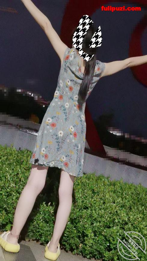 海角大神【乱伦姐妹花】系列合集 和妹妹在人来人往的路边长椅上做爱【149P+13V/1.58G】