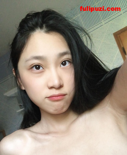 顶流网红刘玥9月最新作品租房以身抵债让房东爆操+ins照片99张【1V+99P/485M】